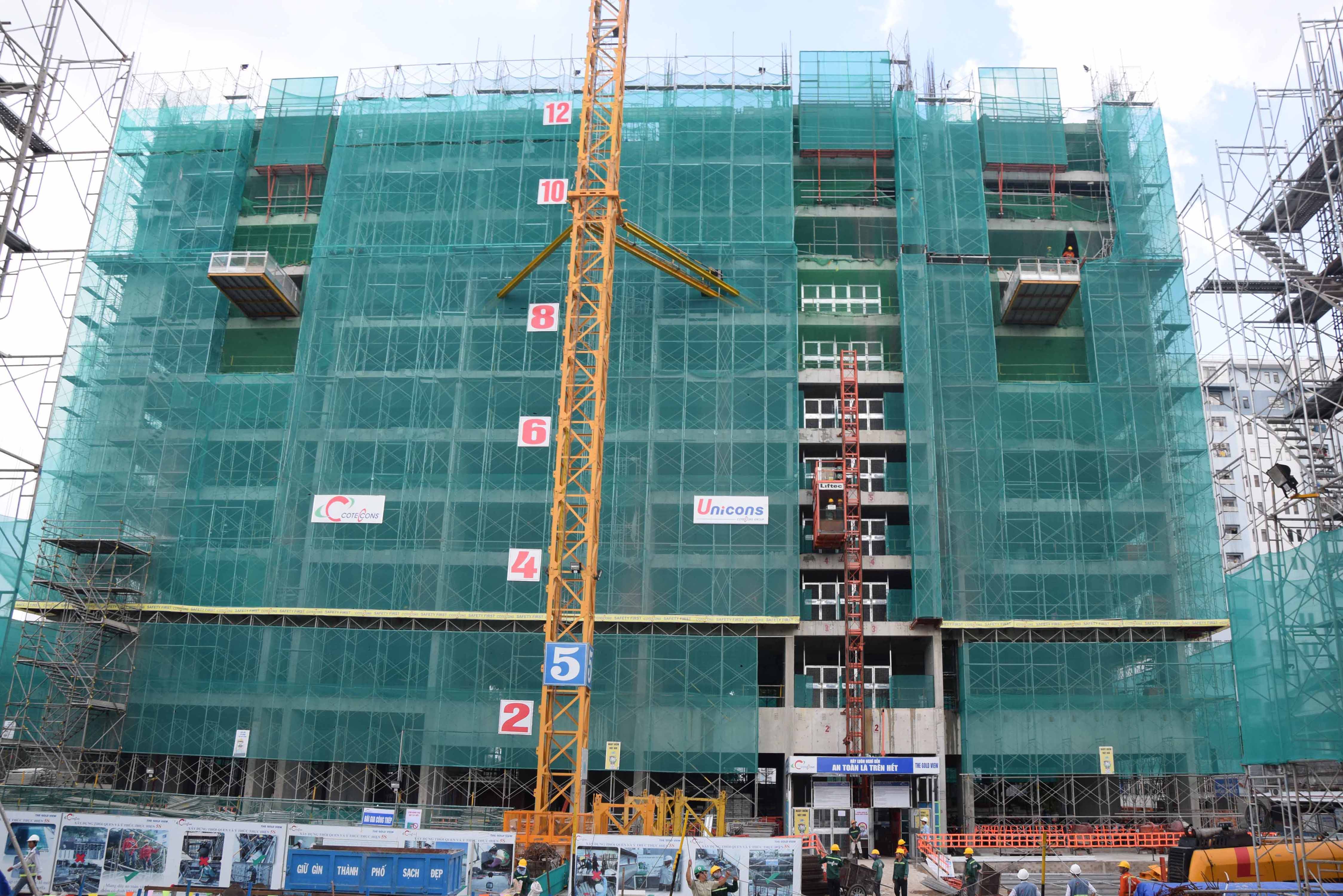 Hình thực tế tại công trường The GoldView đầu tháng 6.2016